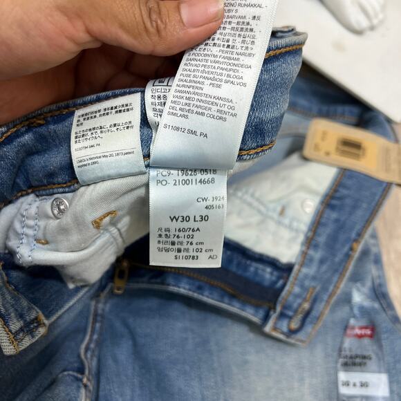 Levi's 311 Shaping Skinny Women's Jeans Size W30 L30 – Fits like W32 L30. - Picture 13 of 14